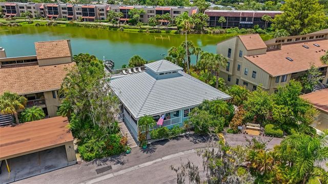 5326 LAKE ARROWHEAD TRAIL 7, Sarasota, FL 34231