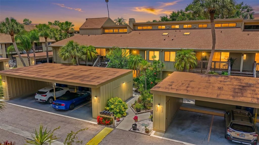5326 LAKE ARROWHEAD TRAIL 7, Sarasota, FL 34231