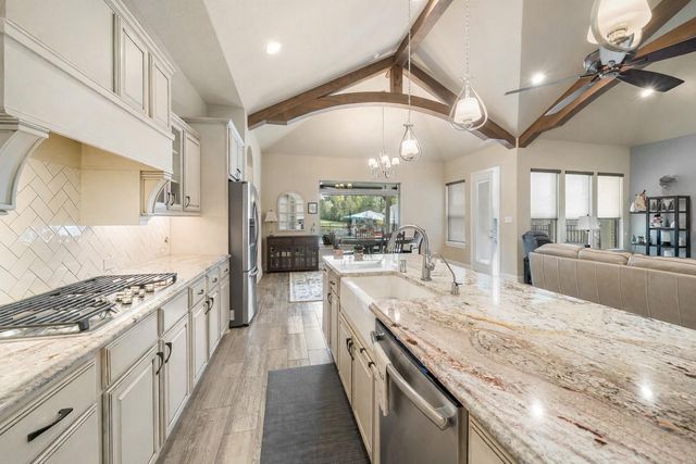 5634 Fountain Villas Way, Conroe, TX 77304