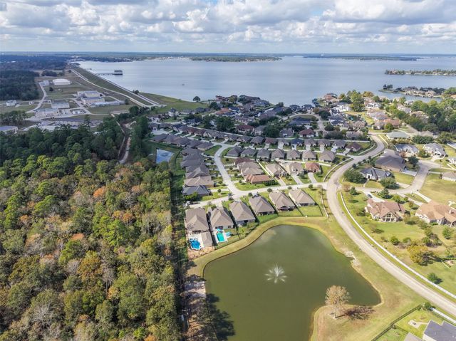 5634 Fountain Villas Way, Conroe, TX 77304