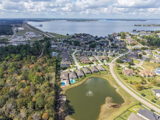 5634 Fountain Villas Way, Conroe, TX 77304