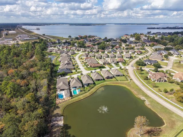 5634 Fountain Villas Way, Conroe, TX 77304