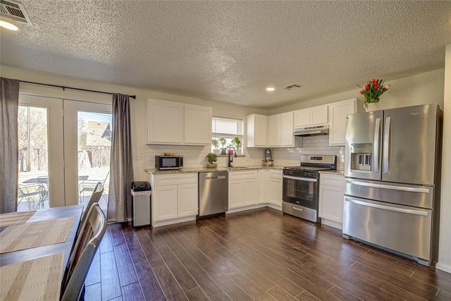 133 SW 14th Street, Moore, OK 73160