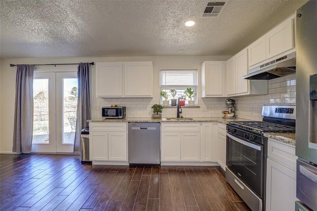 133 SW 14th Street, Moore, OK 73160