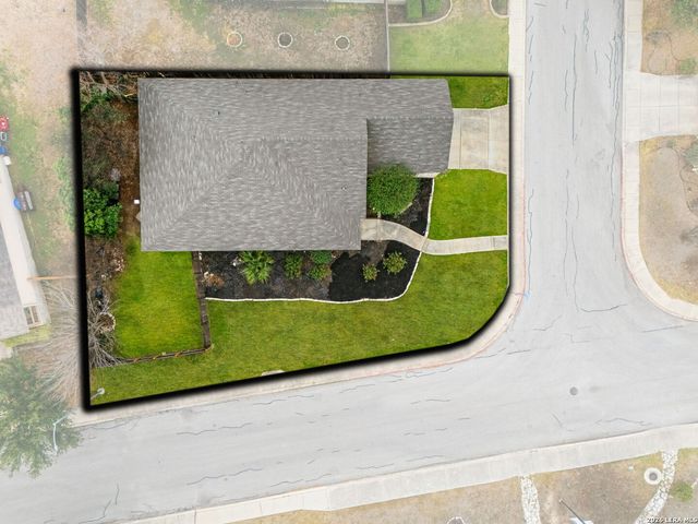 9002 Summit Lake, San Antonio, TX 78245