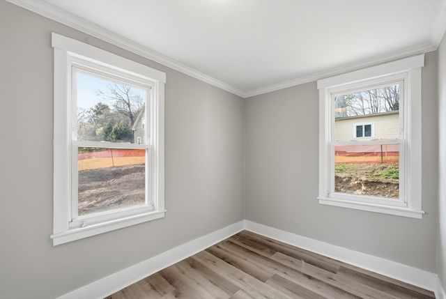 28 W Prescott St, Westford, MA 01886