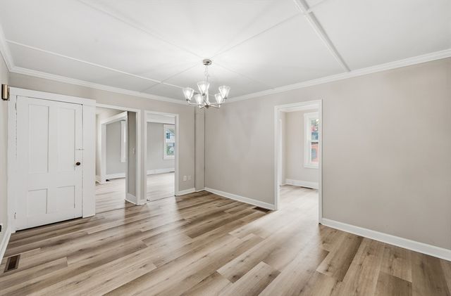 28 W Prescott St, Westford, MA 01886