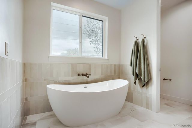 3316 N Vine Street, Denver, CO 80205