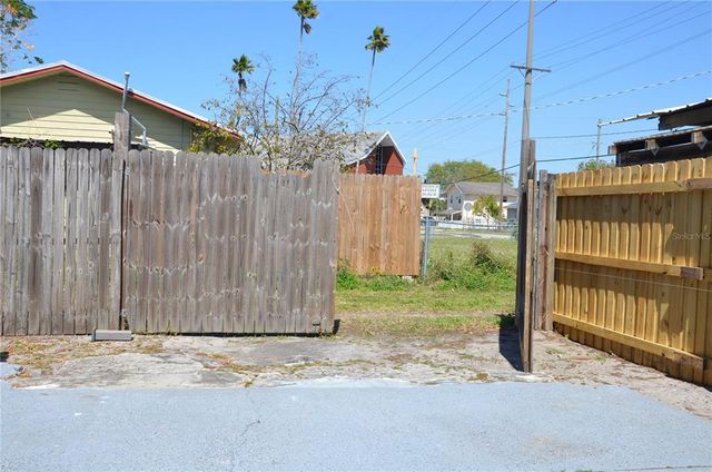 2222 HARPER STREET, Tampa, FL 33605
