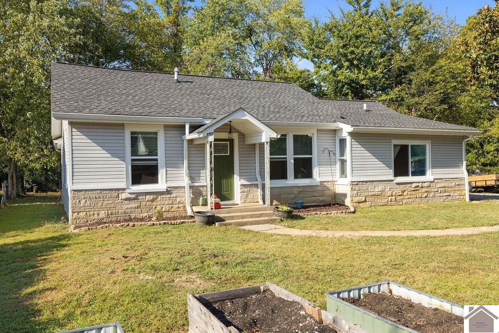 157 N Concord Ave, Paducah, KY 42001