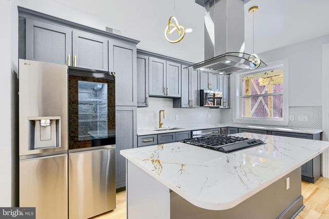 3825 FOSTER AVE, Baltimore, MD 21224