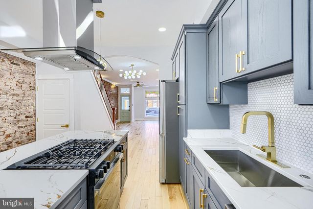 3825 FOSTER AVE, Baltimore, MD 21224