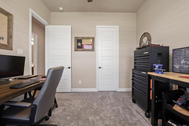 180 Waterview Drive, Gunter, TX 75058