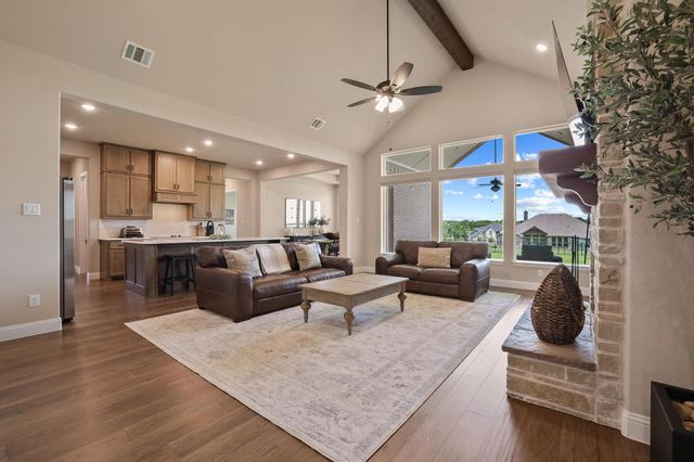 180 Waterview Drive, Gunter, TX 75058