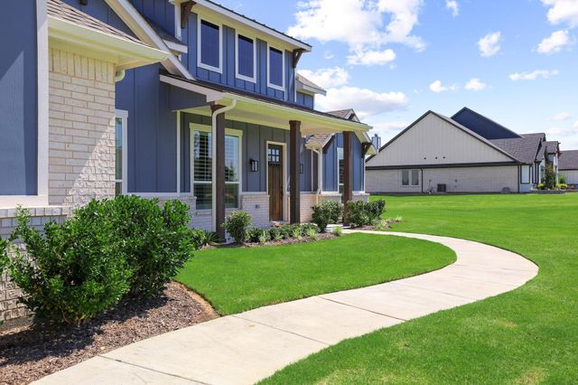 180 Waterview Drive, Gunter, TX 75058