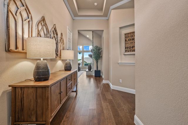 180 Waterview Drive, Gunter, TX 75058