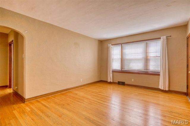 6601 Alamo Avenue 1st Floor A, Clayton, MO 63105