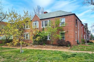 6601 Alamo Avenue 1st Floor A, Clayton, MO 63105