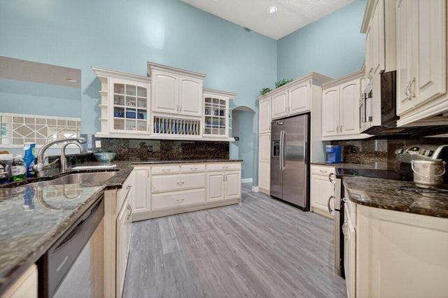 3730 SW Woodbriar Lane, Palm City, FL 34990