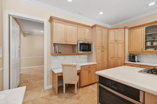 6167 NW 23rd Way, Boca Raton, FL 33496