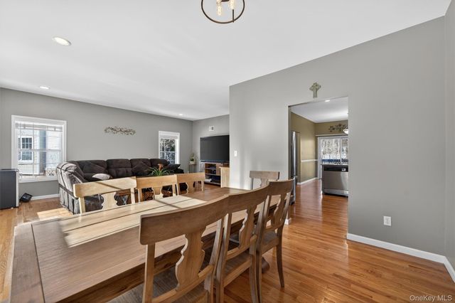 32 Peter Turner Road, Monroe, NY 10950