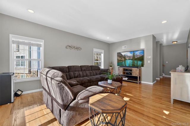 32 Peter Turner Road, Monroe, NY 10950