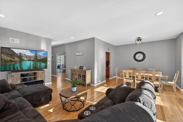 32 Peter Turner Road, Monroe, NY 10950