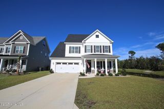 420 Aurora Place, Hampstead, NC 28443