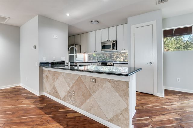 4213 Dickason Avenue 9, Dallas, TX 75219