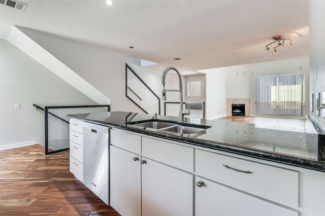 4213 Dickason Avenue 9, Dallas, TX 75219