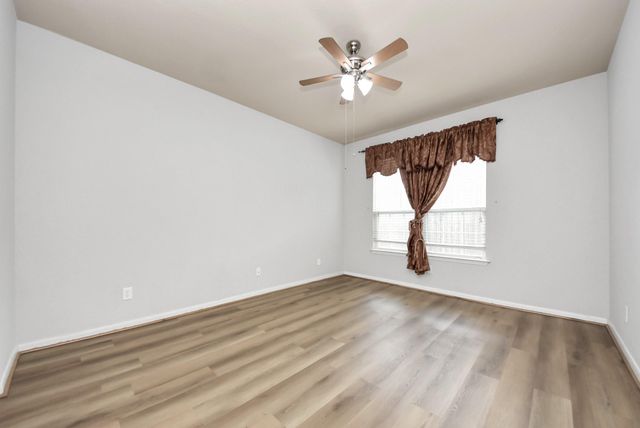 1251 Glenwood Canyon Lane, Houston, TX 77077