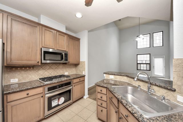 1251 Glenwood Canyon Lane, Houston, TX 77077