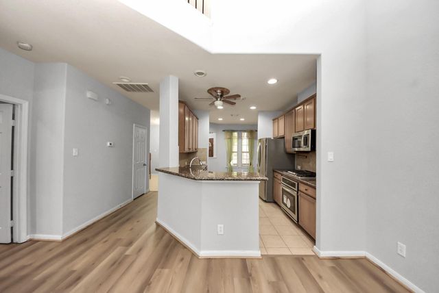 1251 Glenwood Canyon Lane, Houston, TX 77077