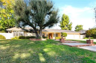 20751 De Forest, Woodland Hills, CA 91364