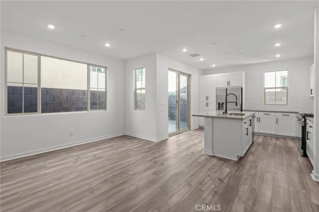 15880 Blue Copper Way, Fontana, CA 92336