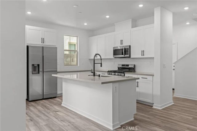 15880 Blue Copper Way, Fontana, CA 92336