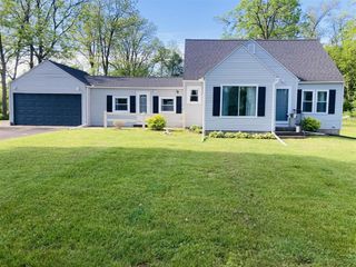 7052 E Drive, Battle Creek, MI 49014
