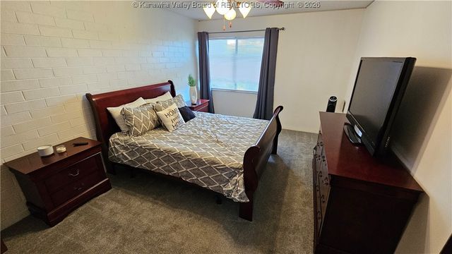 2106 Kanawha Boulevard E 727, Charleston, WV 25311