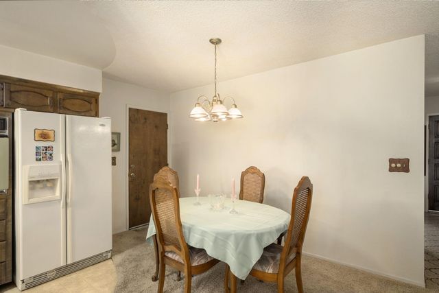 25526 Whitworth Drive N, Madera, CA 93638