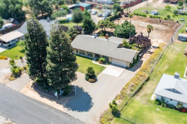 25526 Whitworth Drive N, Madera, CA 93638