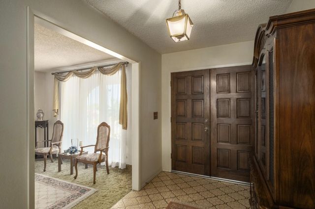 25526 Whitworth Drive N, Madera, CA 93638