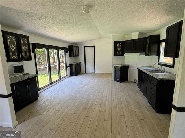 1136 Flagstone Road, Elberton, GA 30635