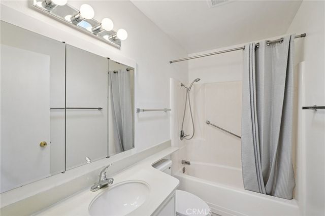 28731 Portsmouth Drive, Menifee, CA 92586