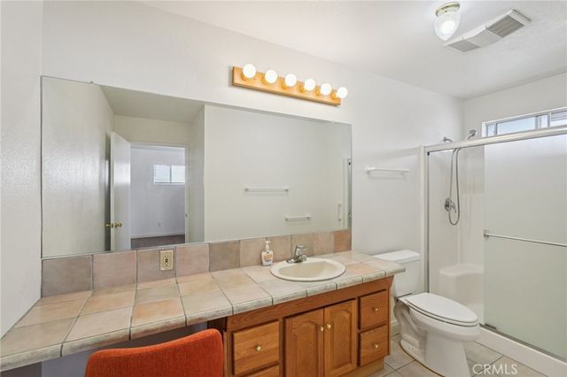 28731 Portsmouth Drive, Menifee, CA 92586