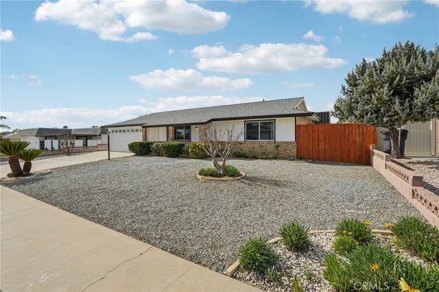28731 Portsmouth Drive, Menifee, CA 92586