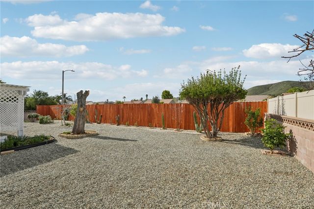 28731 Portsmouth Drive, Menifee, CA 92586