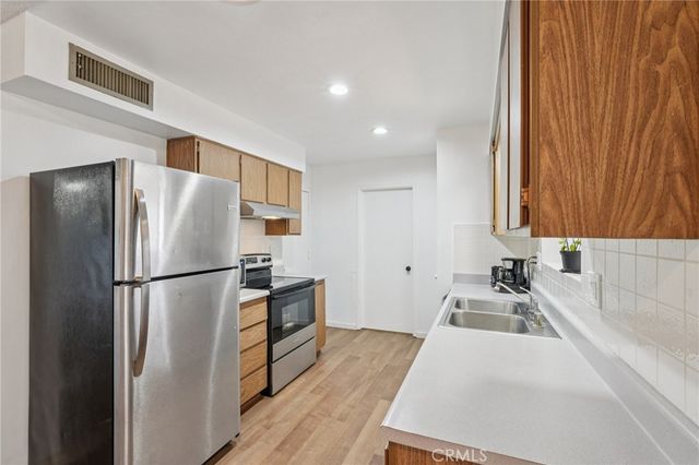 28731 Portsmouth Drive, Menifee, CA 92586