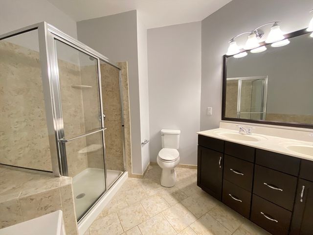107 Corning Fairbanks Way 153, Westborough, MA 01581