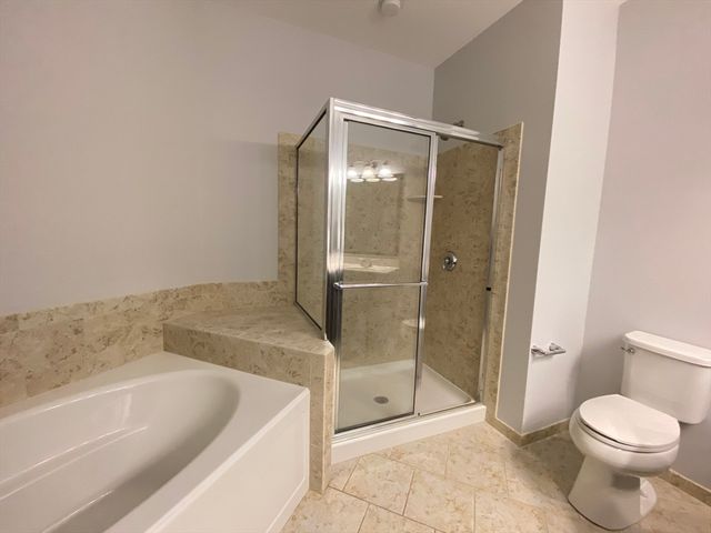 107 Corning Fairbanks Way 153, Westborough, MA 01581
