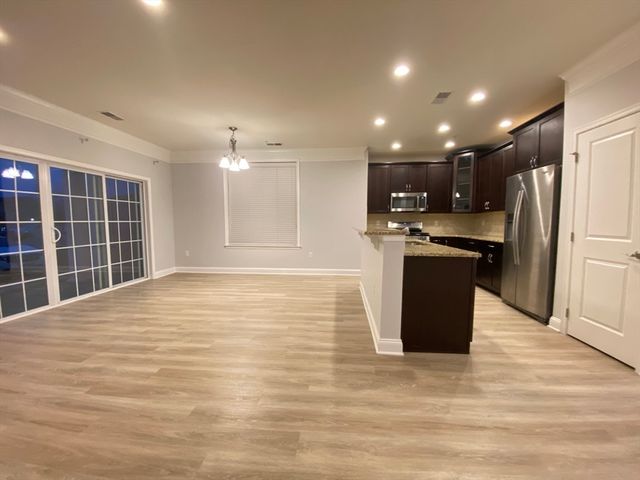 107 Corning Fairbanks Way 153, Westborough, MA 01581